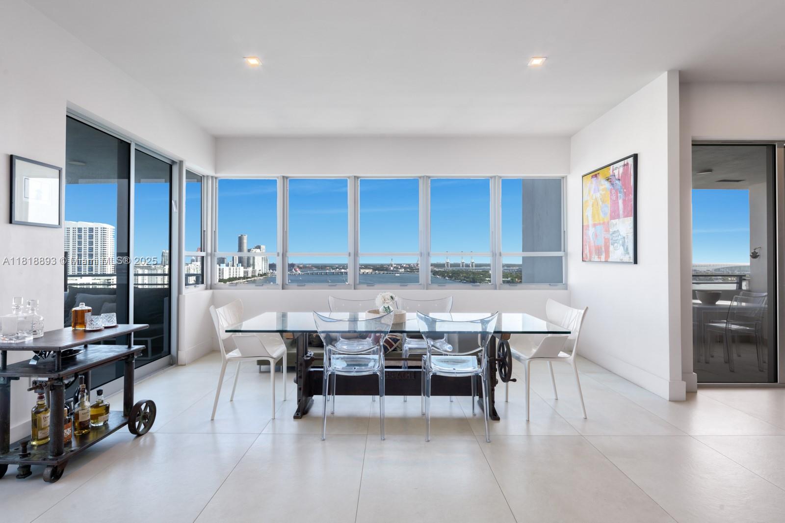 11 Island Ave #PH2 Miami Beach, FL 33139