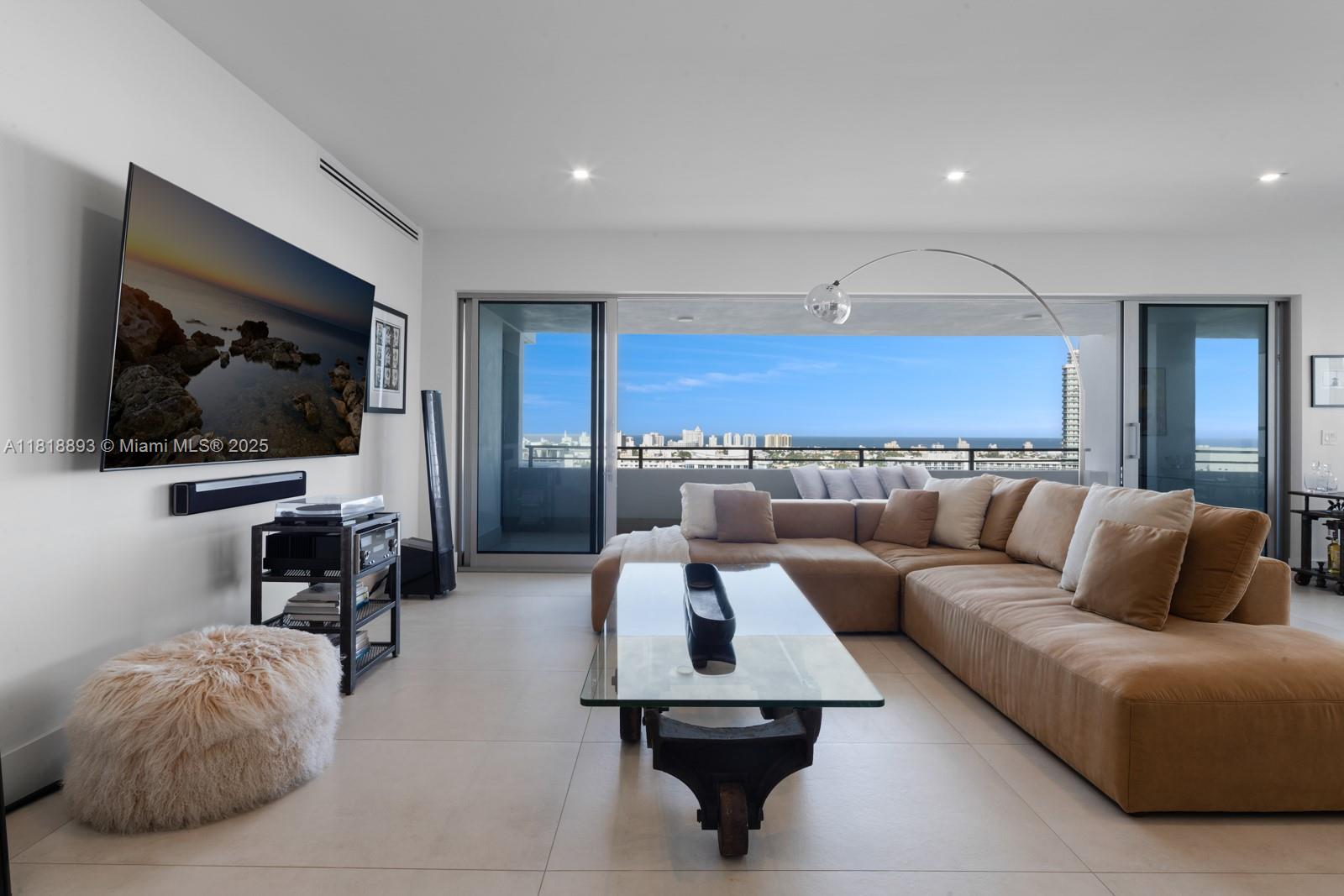 11 Island Ave #PH2 Miami Beach, FL 33139