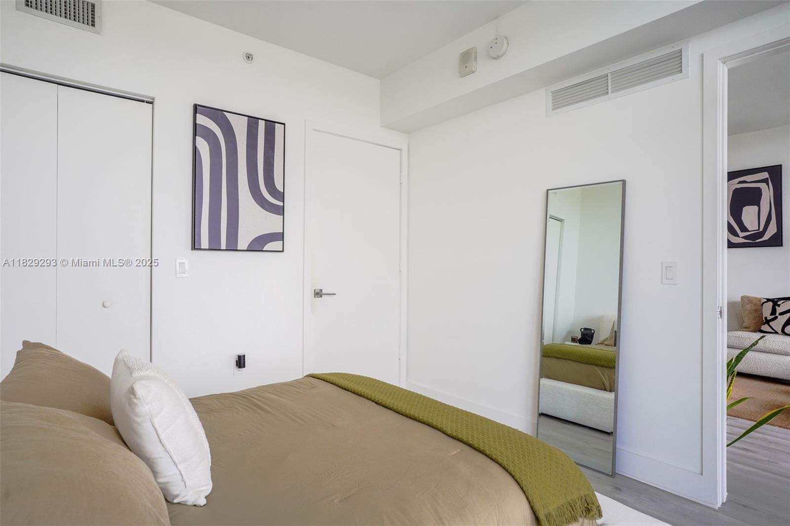 image The Hyde Residences11