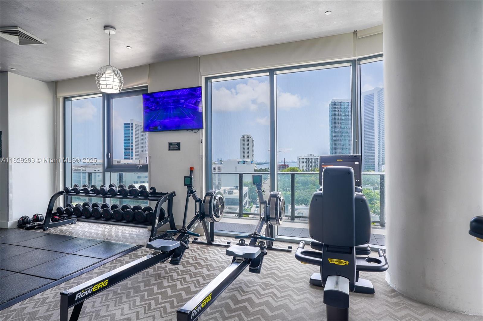 image The Hyde Residences37