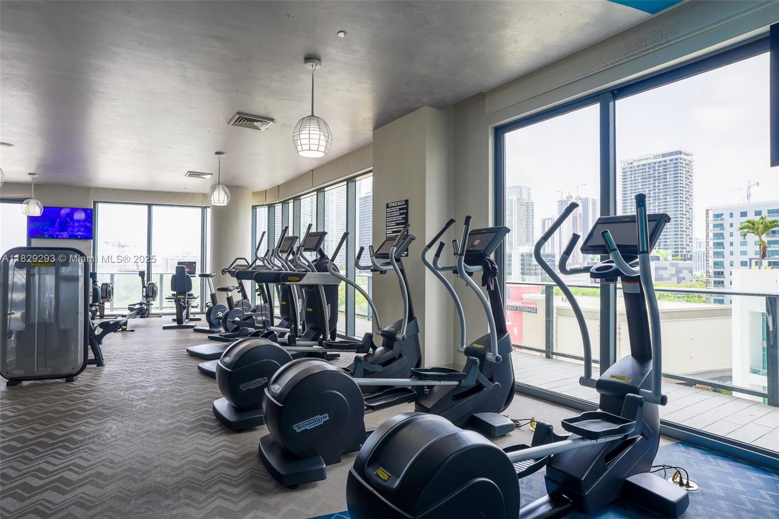 image The Hyde Residences38