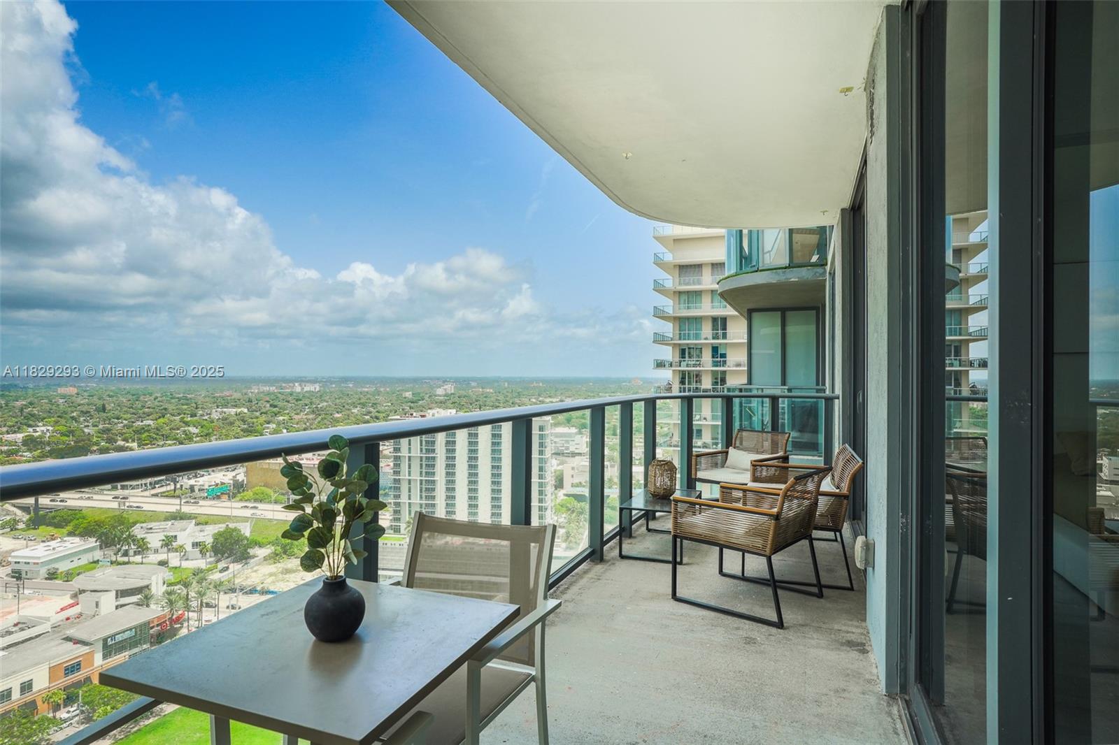 image The Hyde Residences41