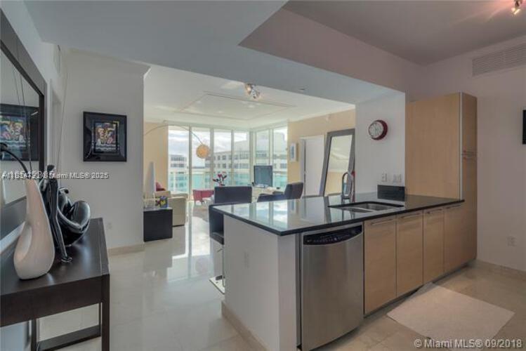 950 Brickell Bay Dr #1711
