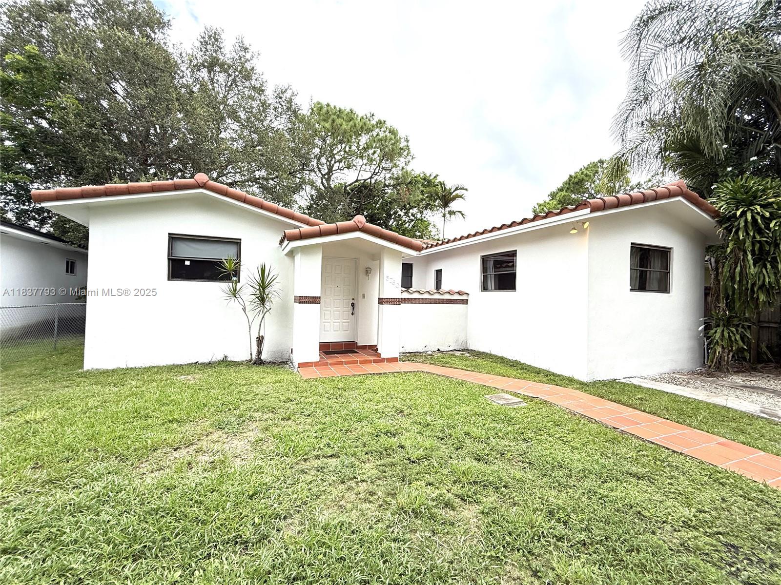 5760 SW 55th St