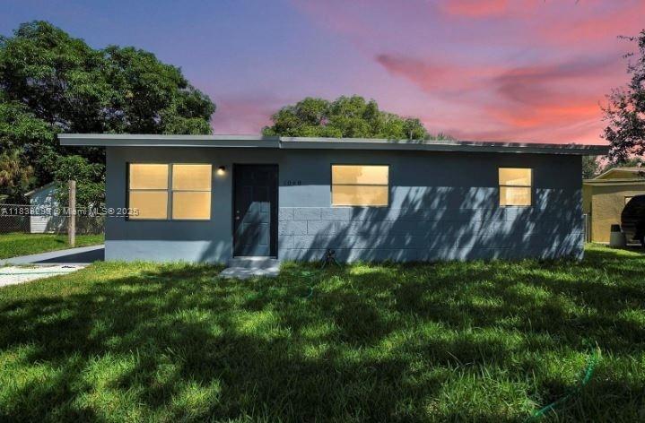 1040 NW 23rd Ter