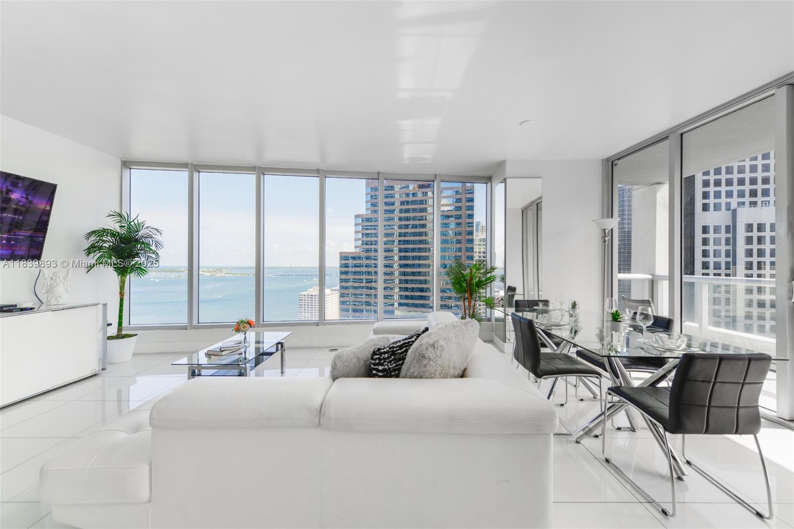 485 Brickell Ave #2908