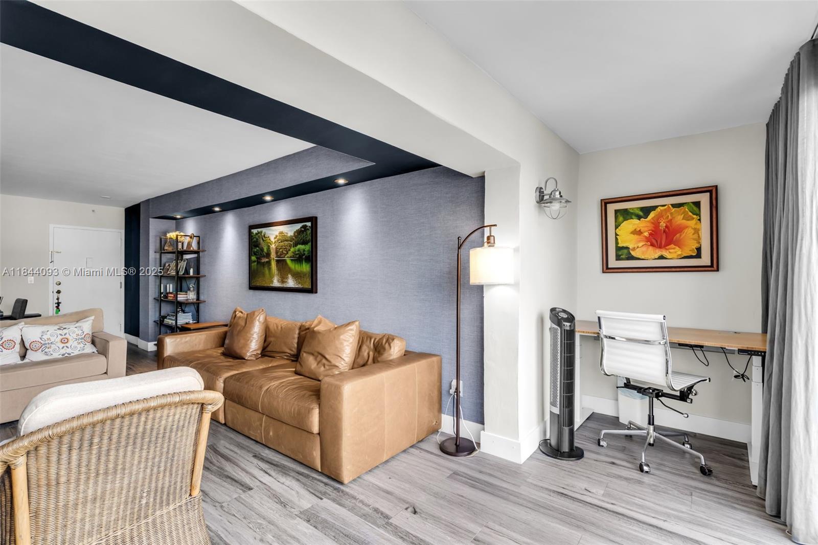 77 Crandon Blvd #3B Key Biscayne, FL 33149