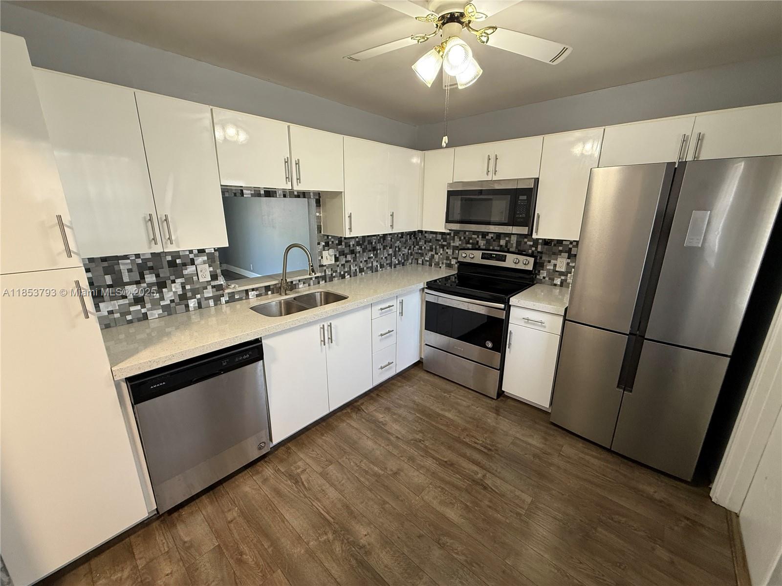 232 NE 12th Ave #201