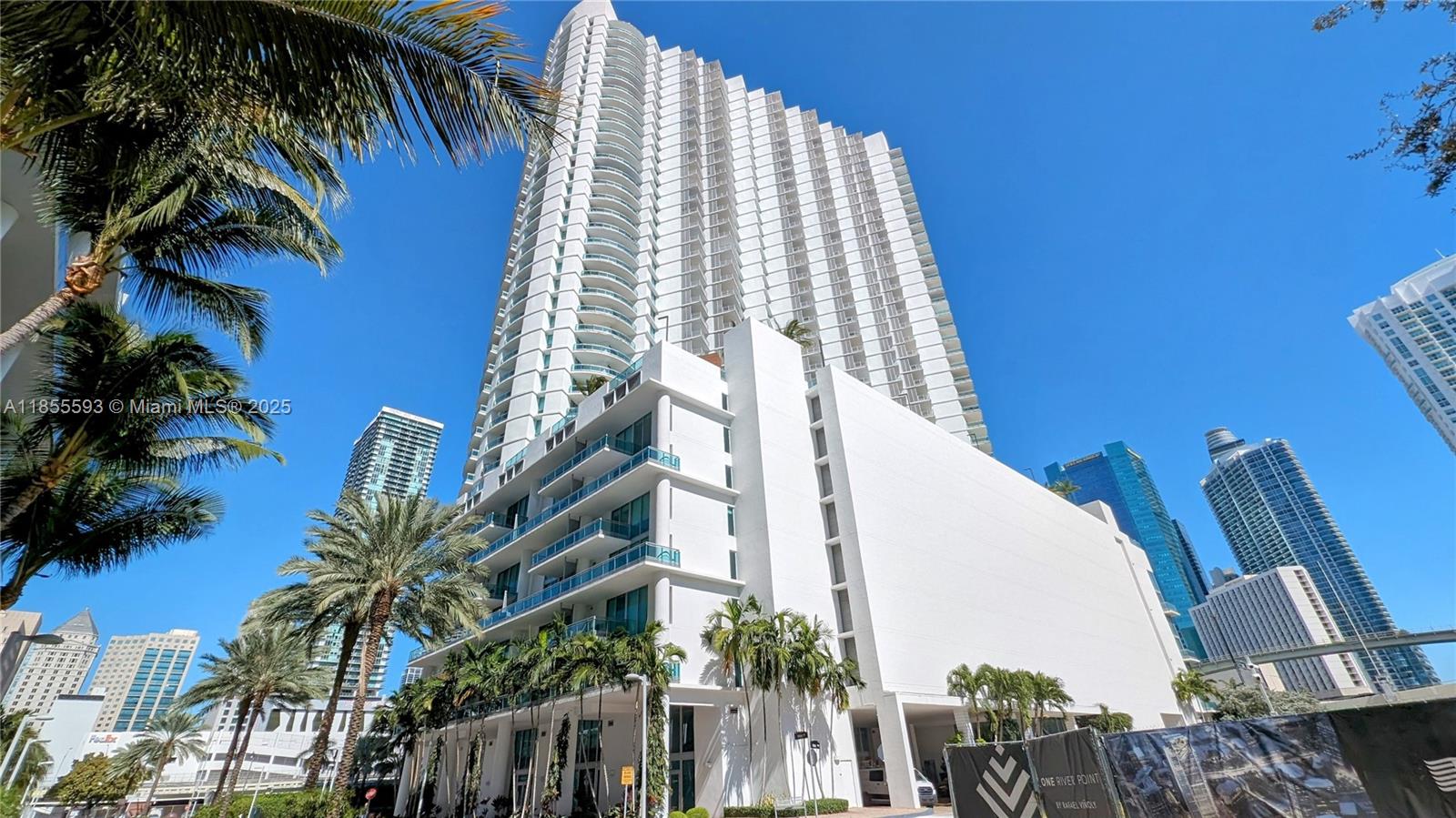 image Wind Condo11