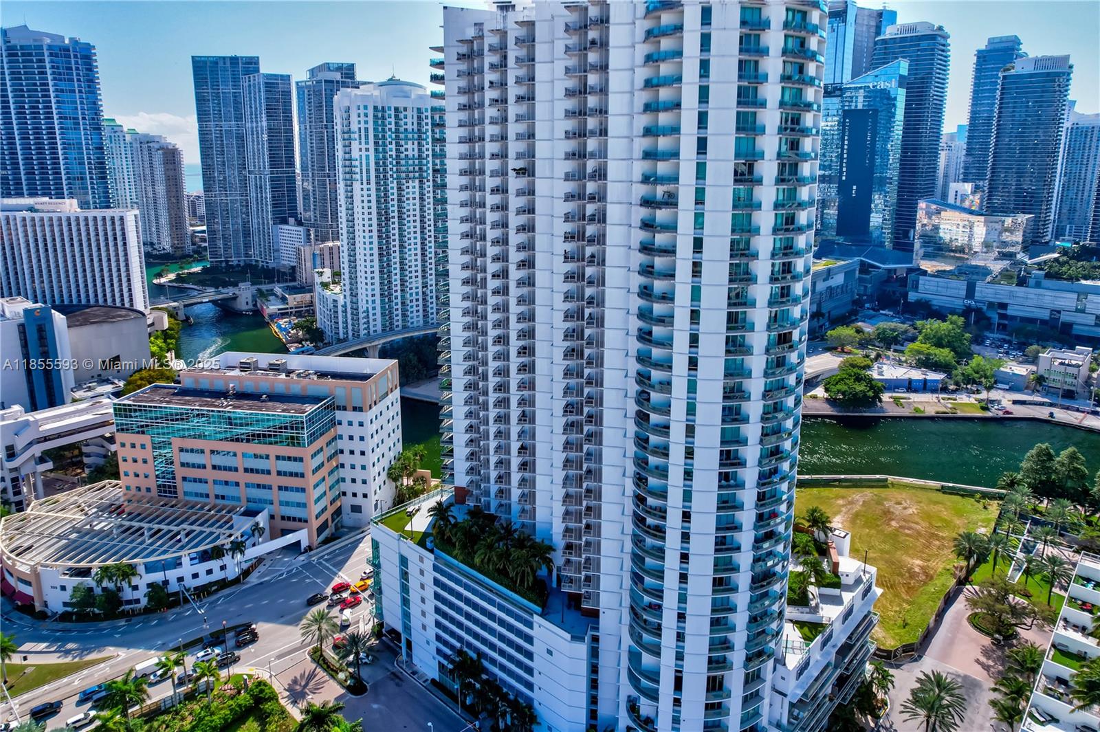image Wind Condo21