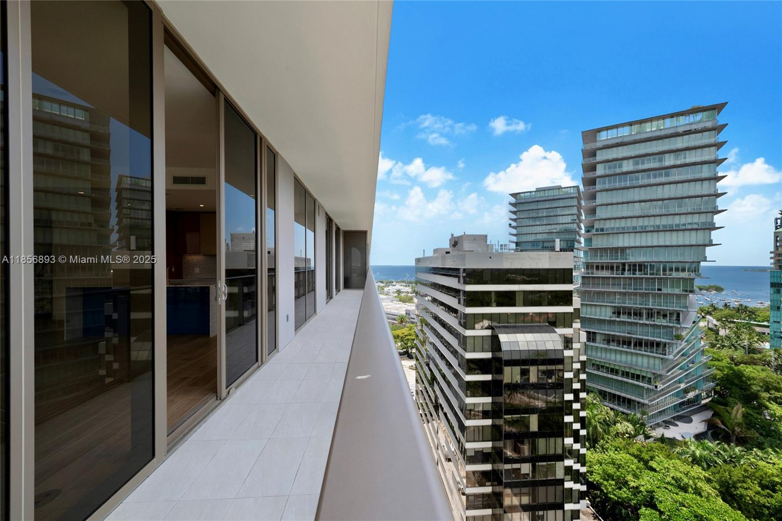image Mr. C Tigertail Residence18