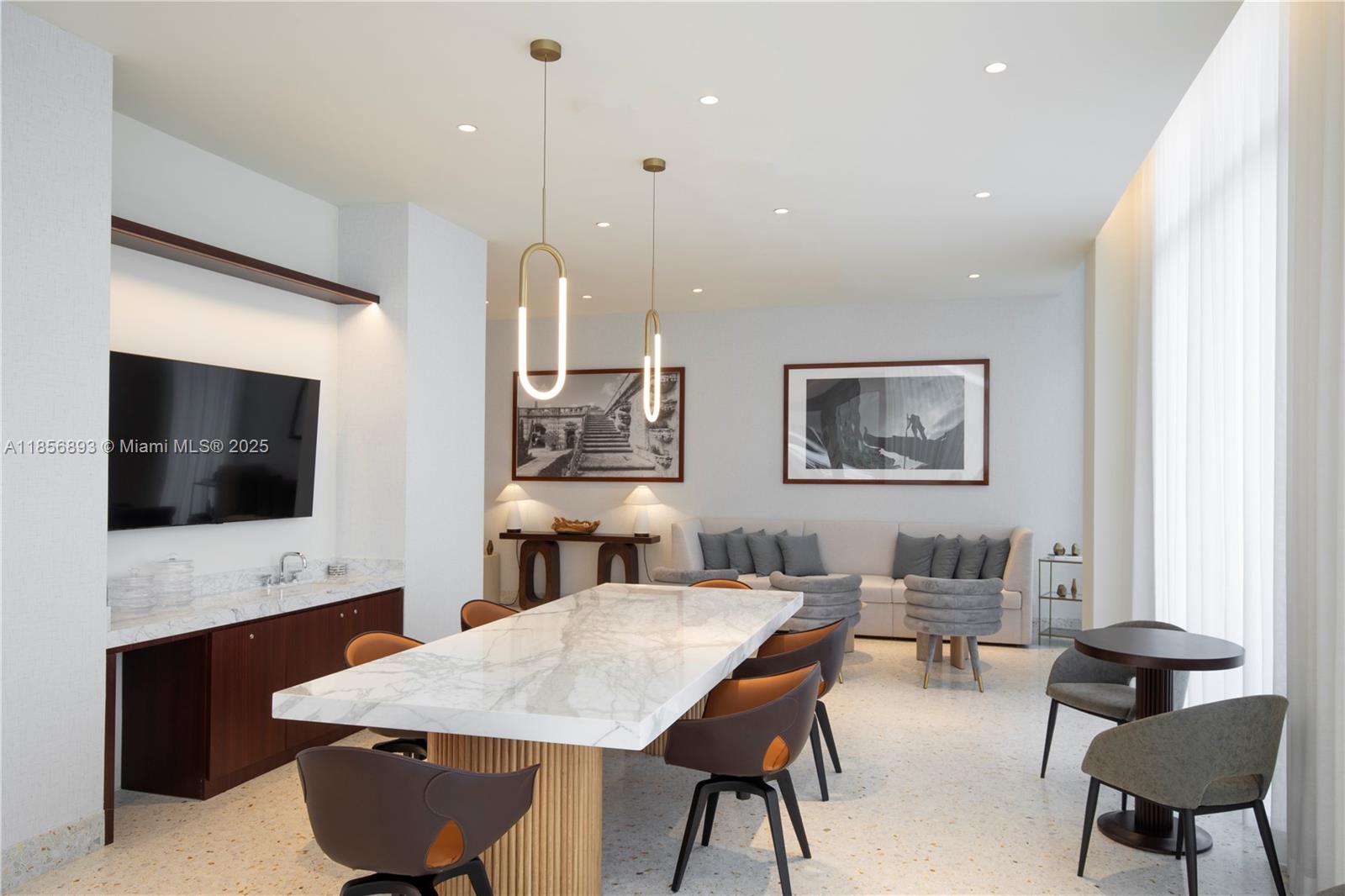image Mr. C Tigertail Residence32