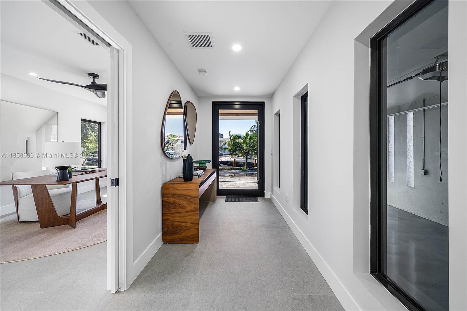 3225 Canal Dr Pompano Beach, FL 33062