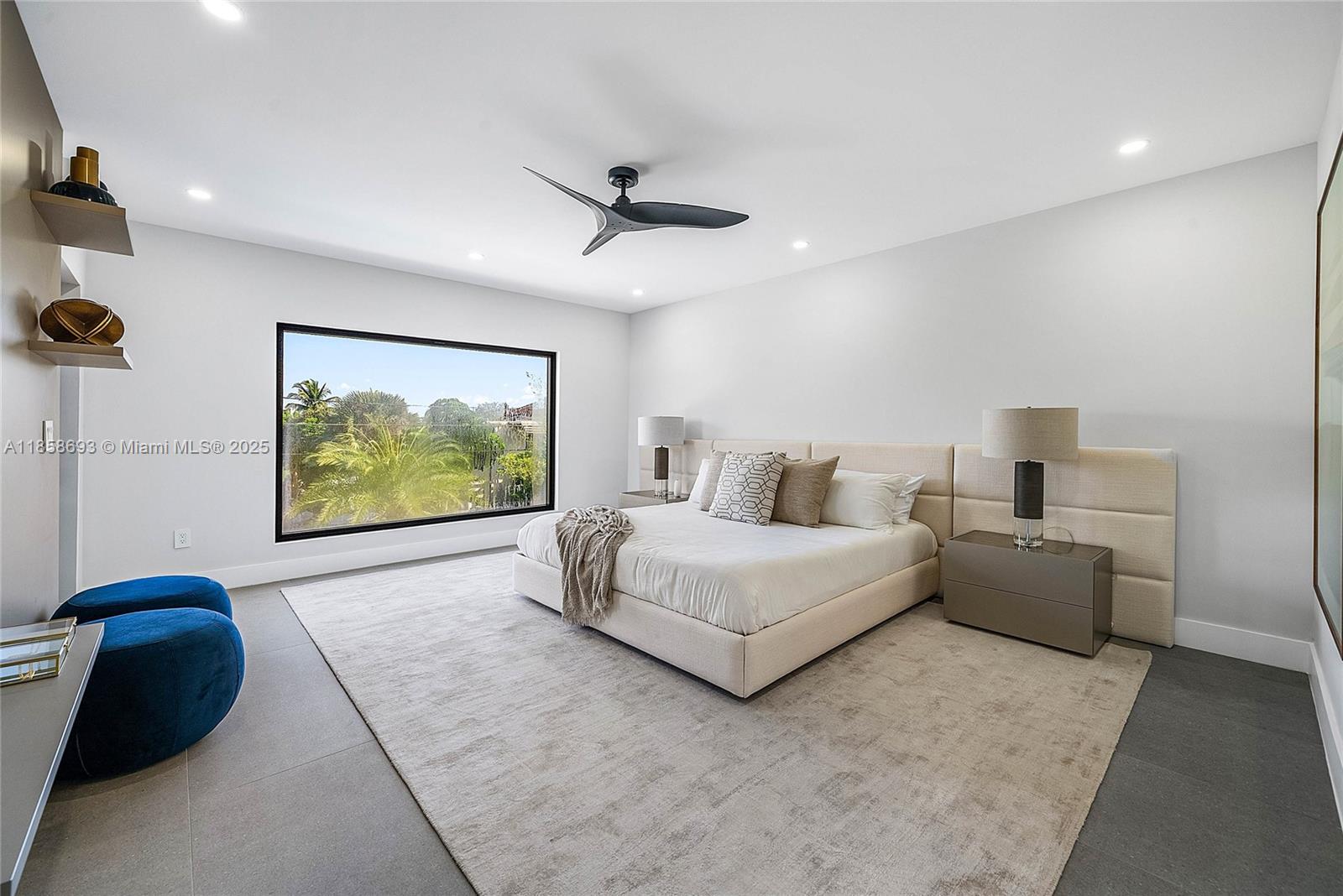 3225 Canal Dr Pompano Beach, FL 33062