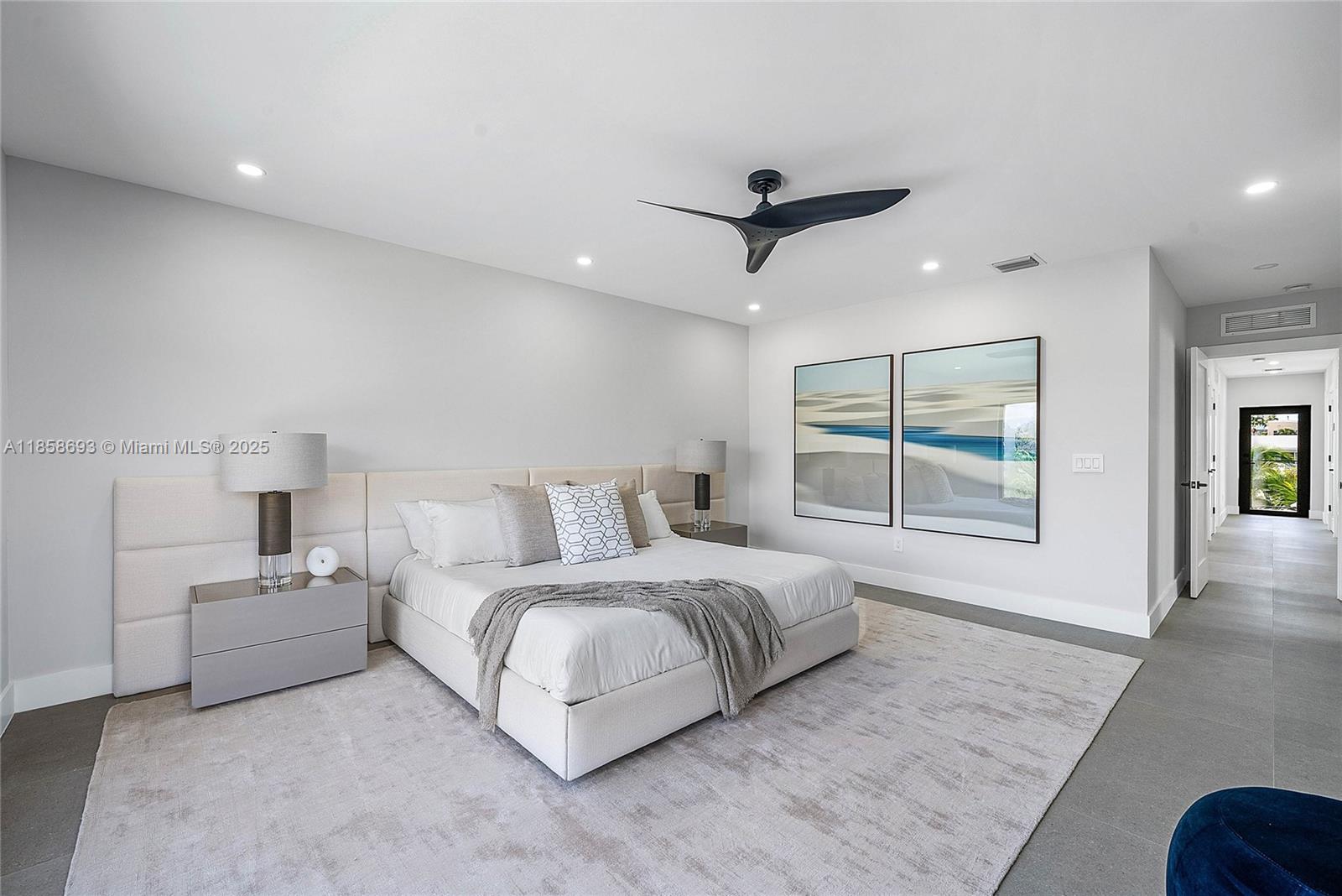 3225 Canal Dr Pompano Beach, FL 33062