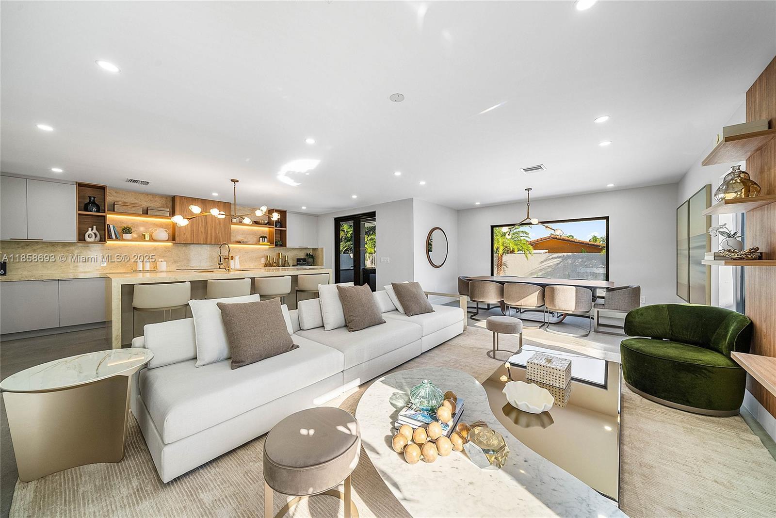 3225 Canal Dr Pompano Beach, FL 33062