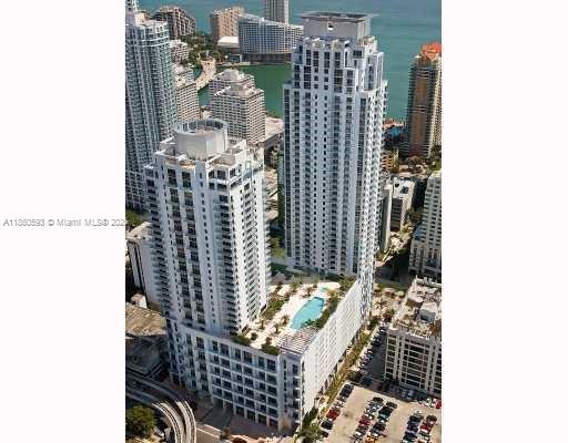 1050 Brickell Ave #2514