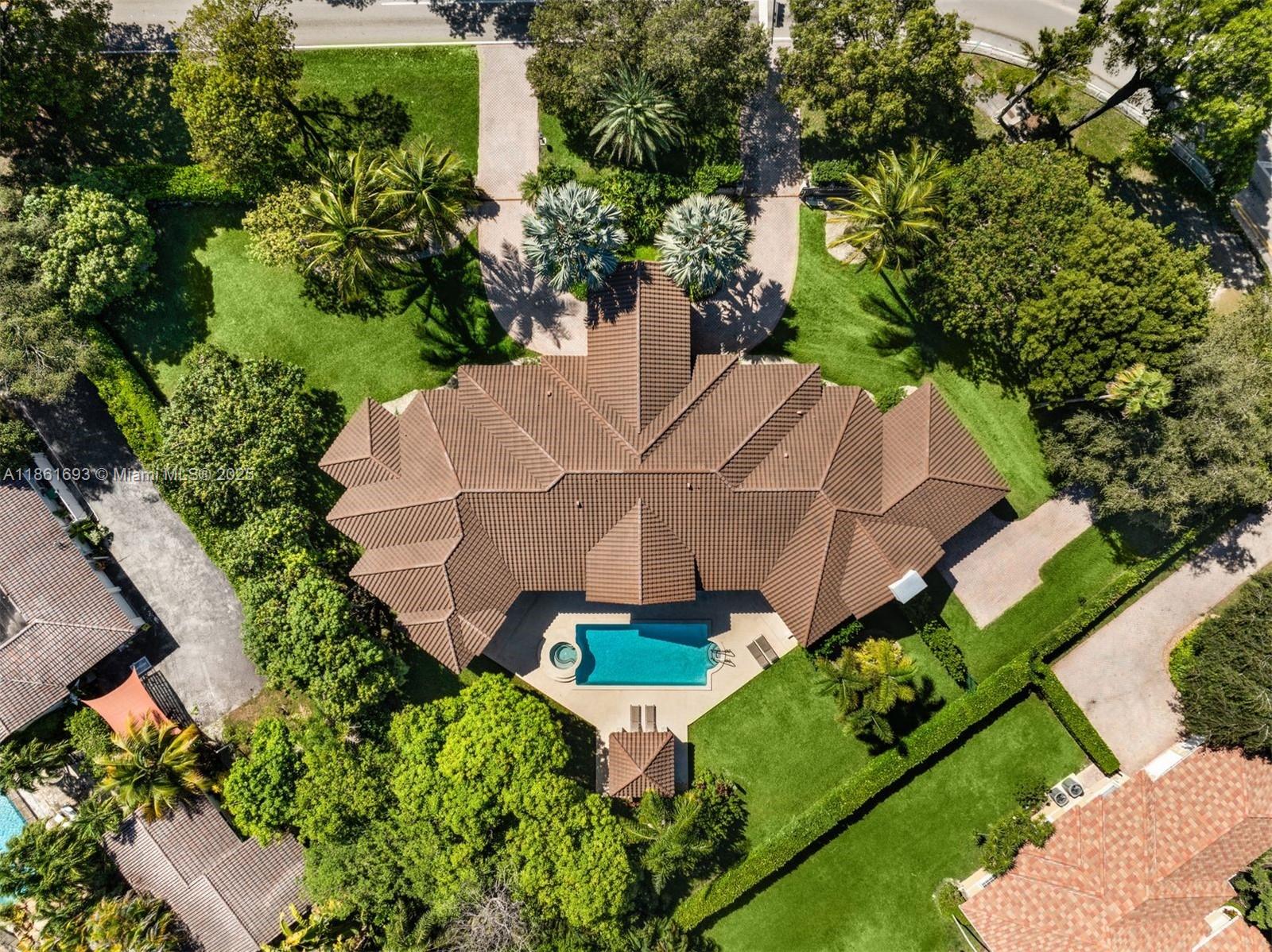 12801 Old Cutler Rd Pinecrest, FL 33156