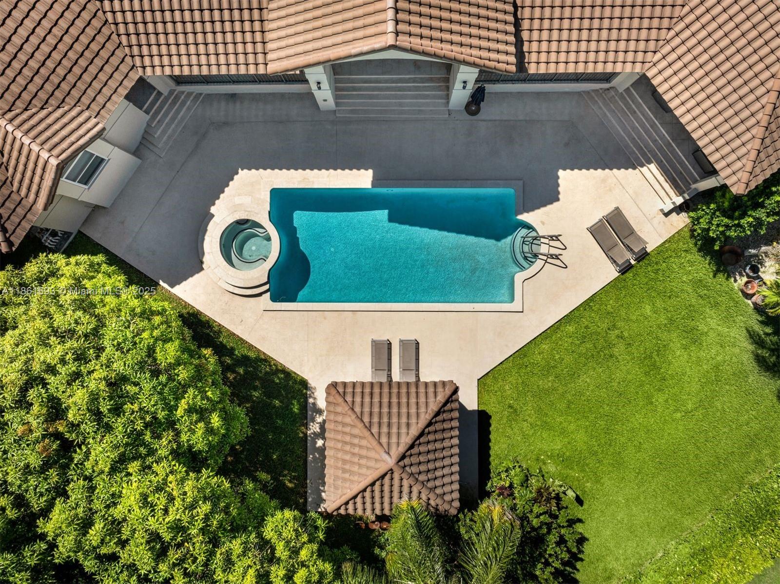 12801 Old Cutler Rd Pinecrest, FL 33156