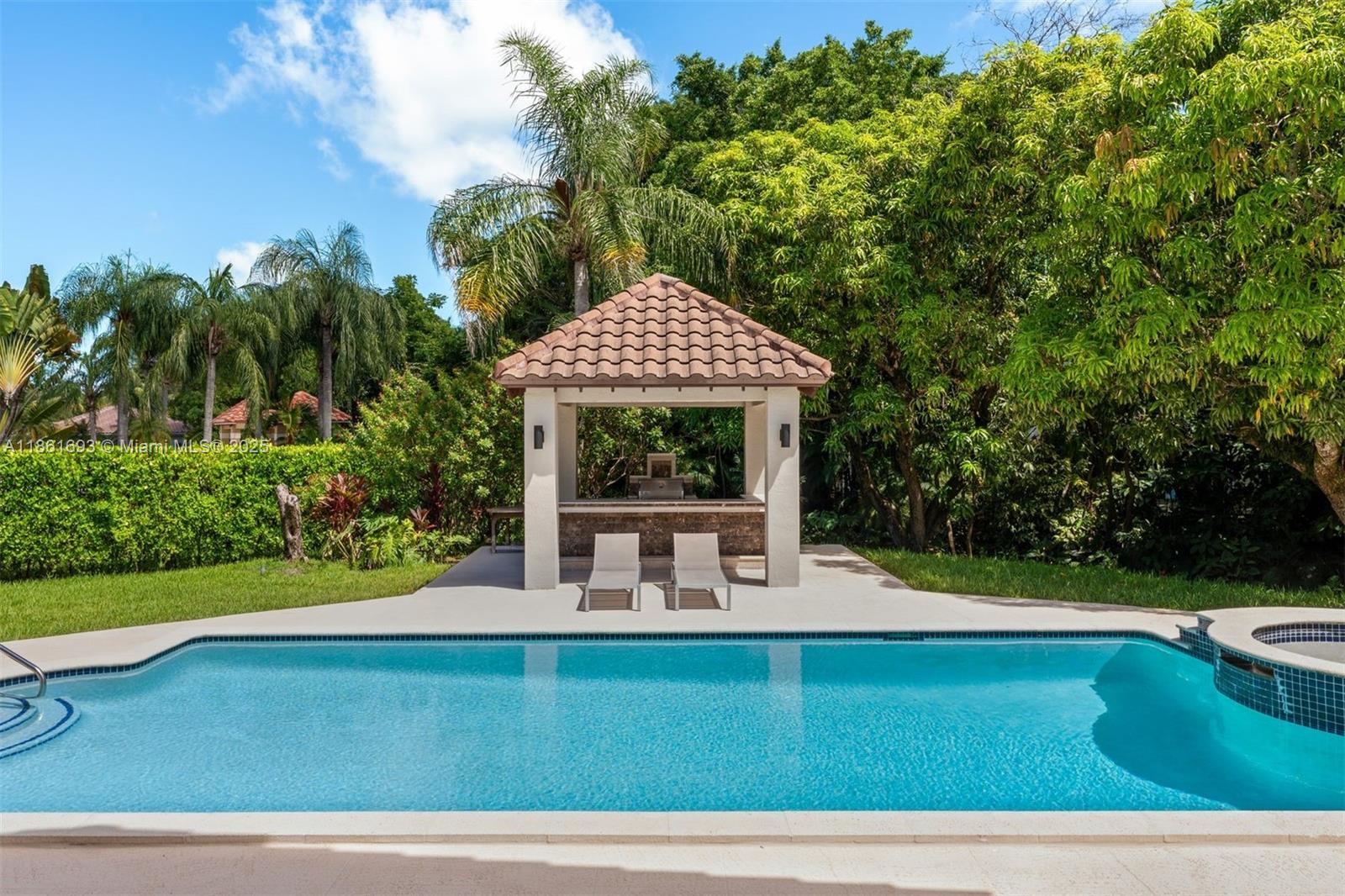 12801 Old Cutler Rd Pinecrest, FL 33156