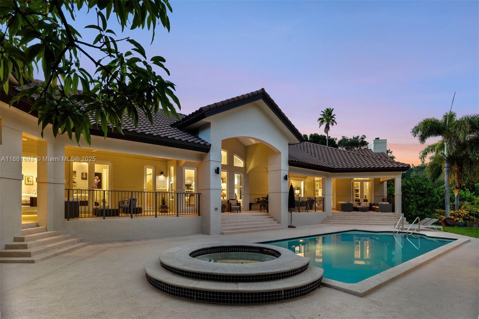 12801 Old Cutler Rd Pinecrest, FL 33156