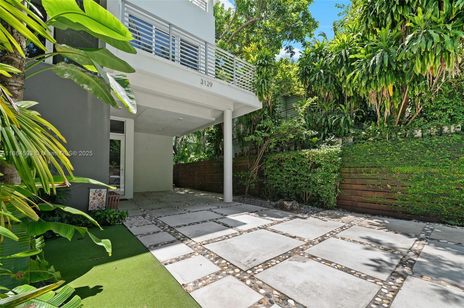 3129 Matilda St #3129