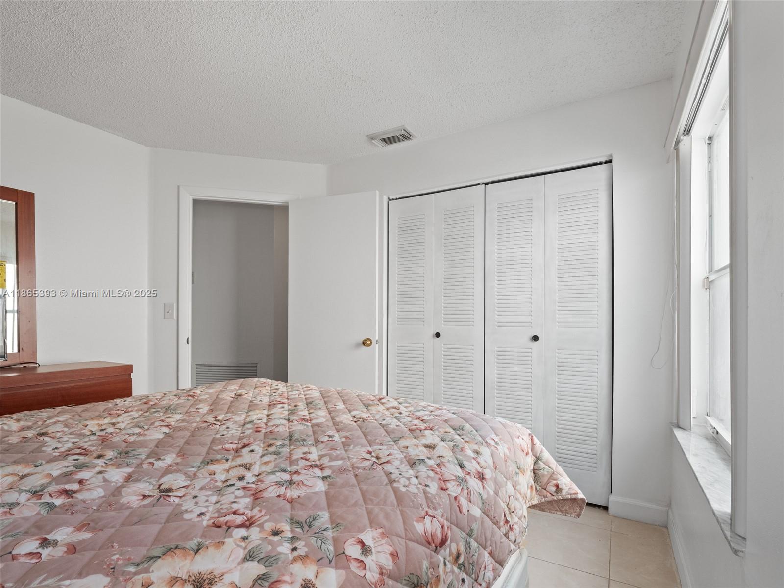 19253 NW 22nd St Pembroke Pines, FL 33029