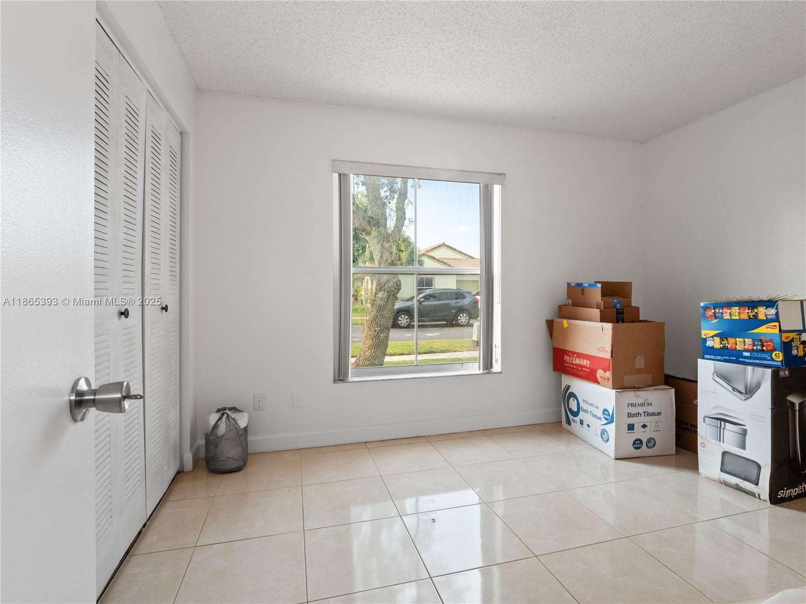 19253 NW 22nd St Pembroke Pines, FL 33029