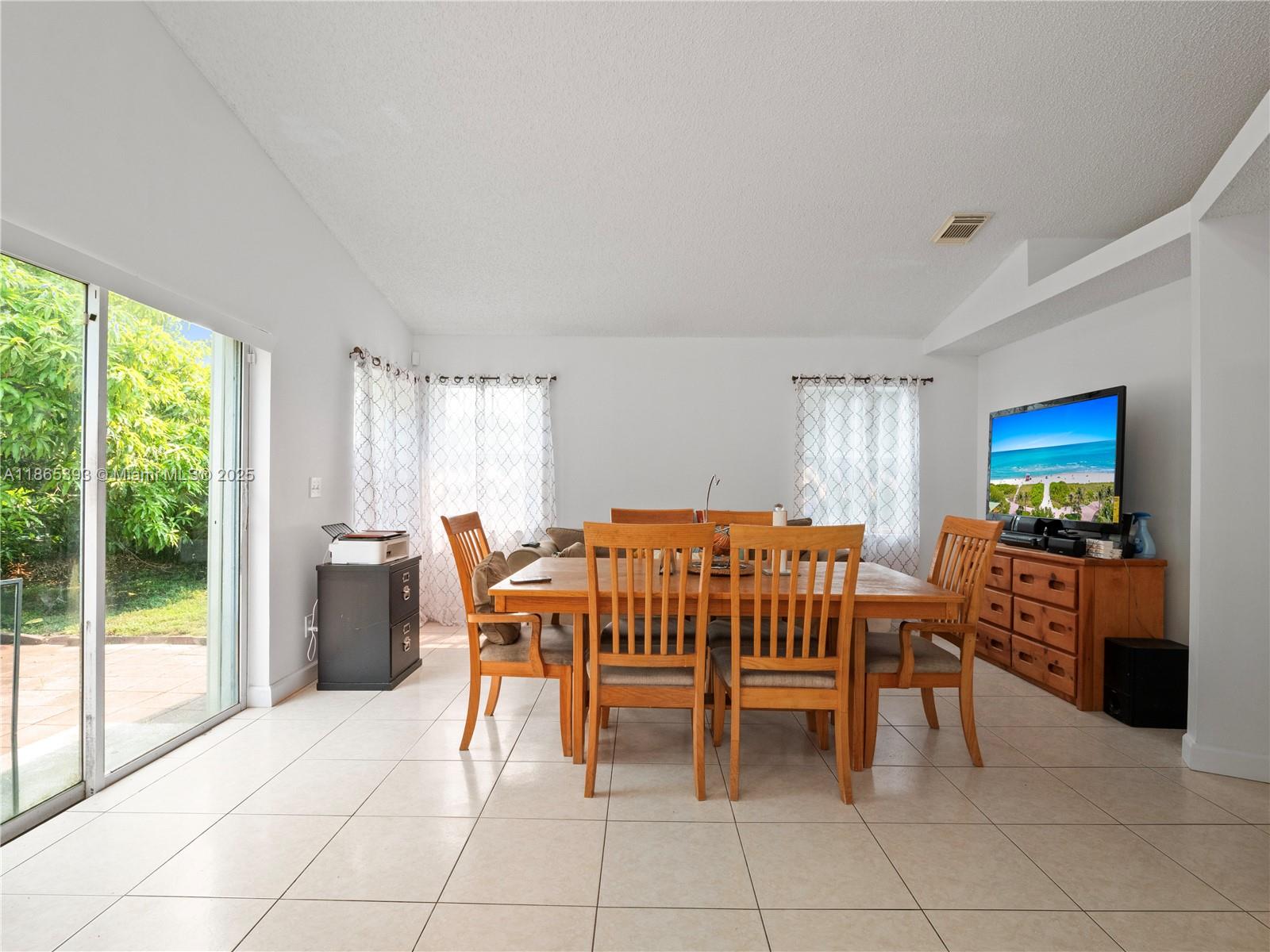 19253 NW 22nd St Pembroke Pines, FL 33029