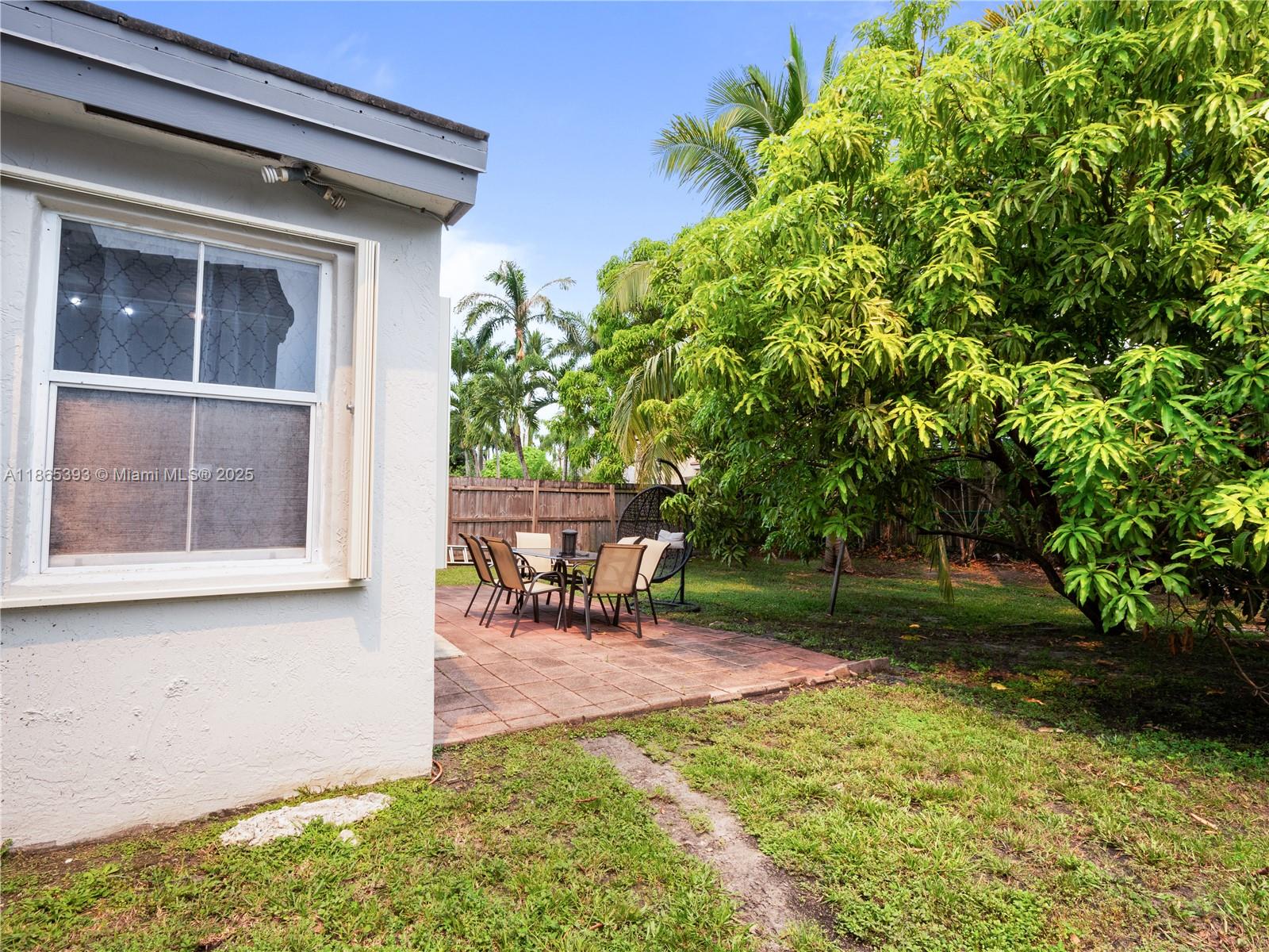 19253 NW 22nd St Pembroke Pines, FL 33029