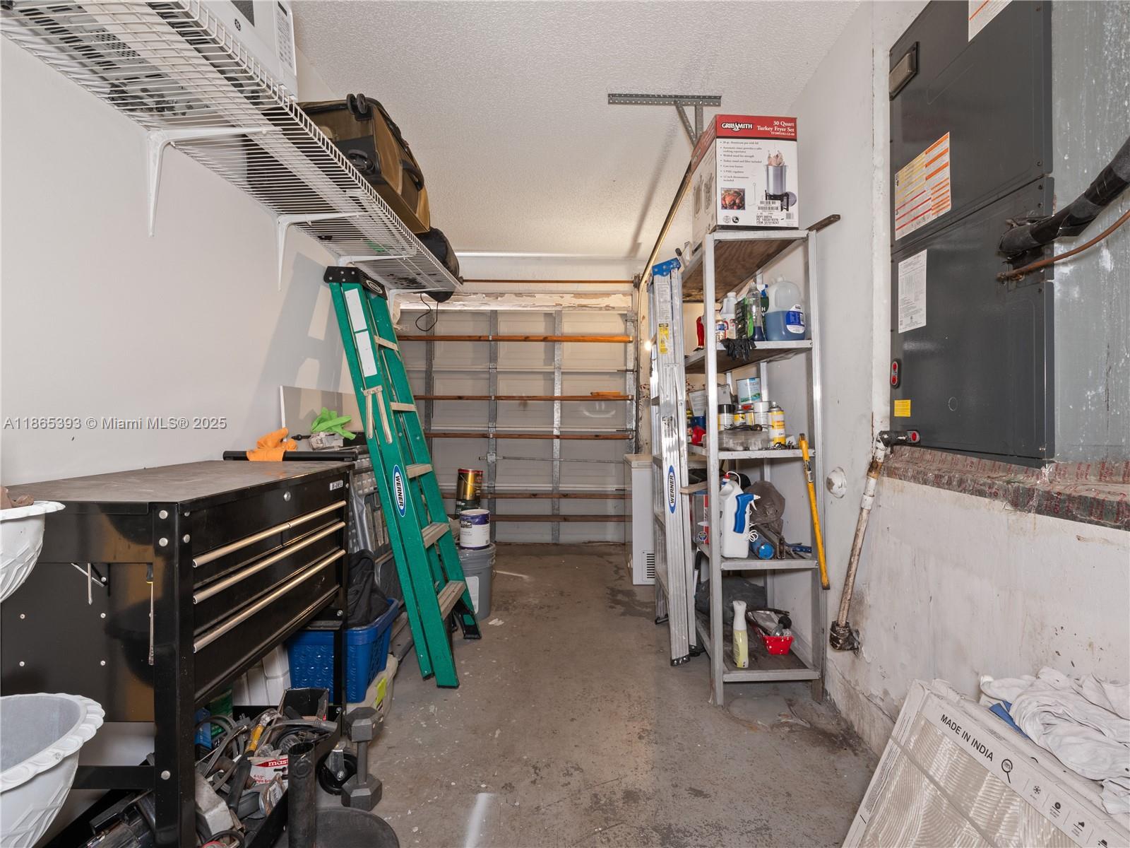 19253 NW 22nd St Pembroke Pines, FL 33029