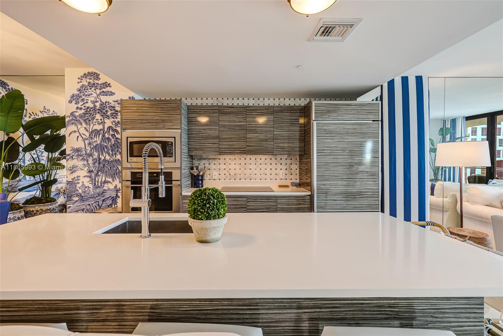 image Icon Bay Condo14