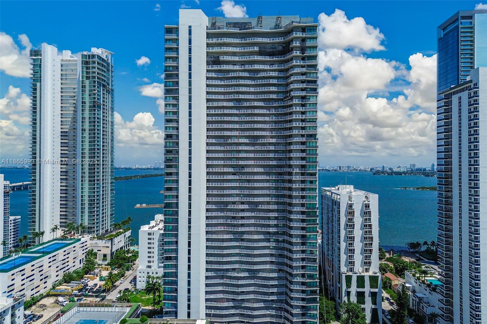 image Icon Bay Condo45