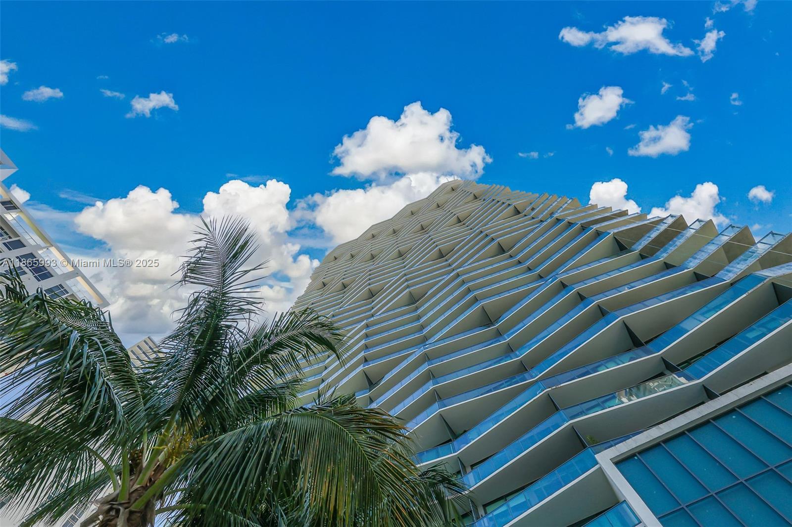 image Icon Bay Condo49