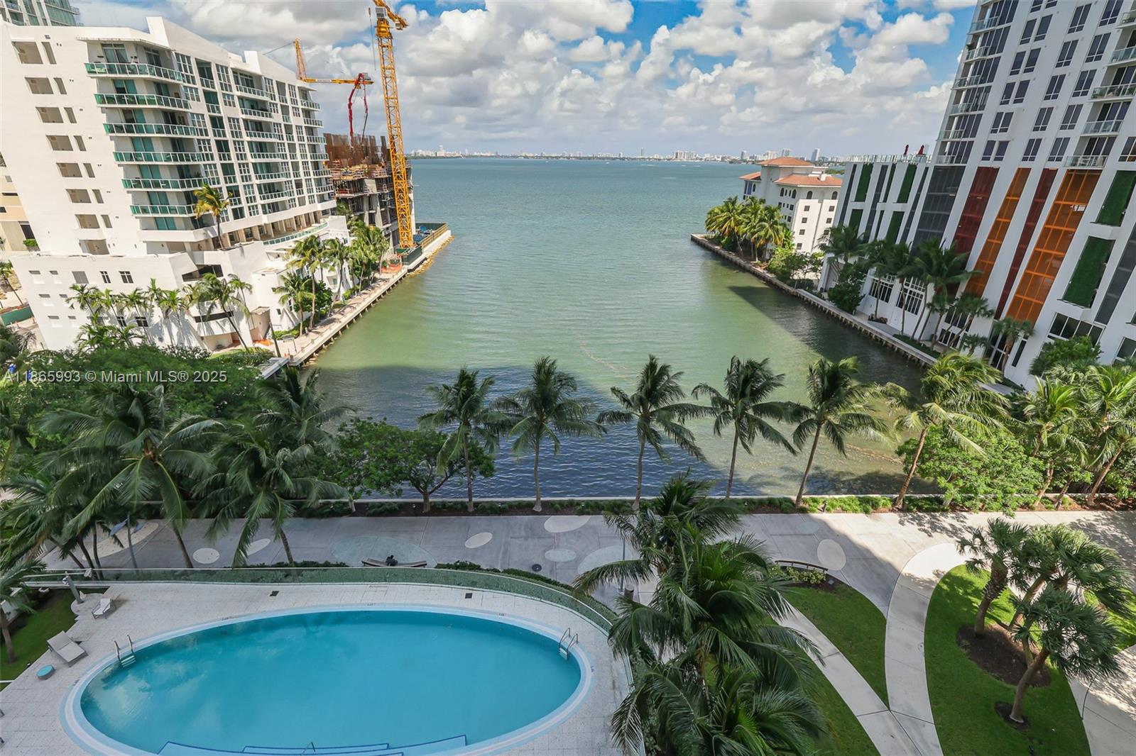 image Icon Bay Condo51