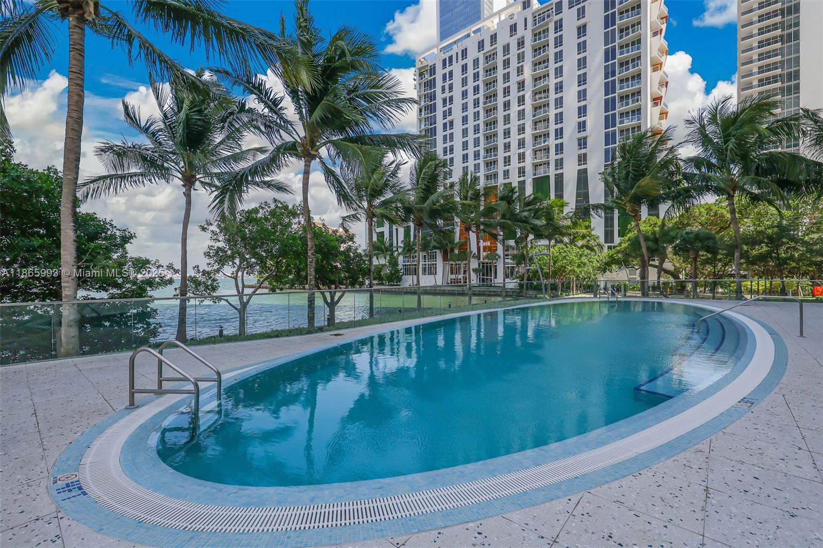 image Icon Bay Condo53