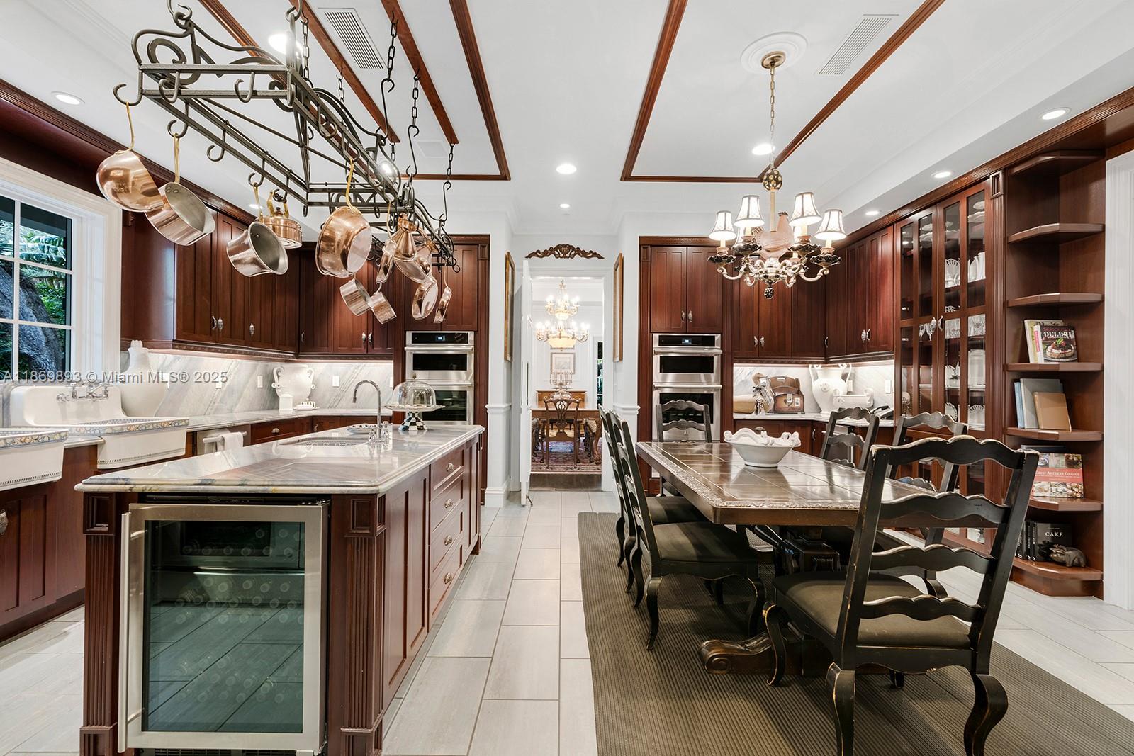 612 Sunset Dr Coral Gables, FL 33143 612 Sunset Dr Coral Gables, FL 33143