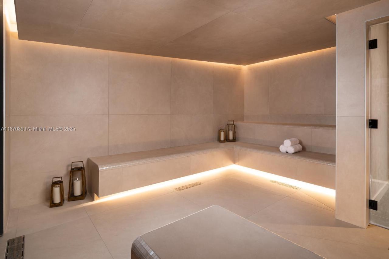 image Natiivo / Gale Residences17