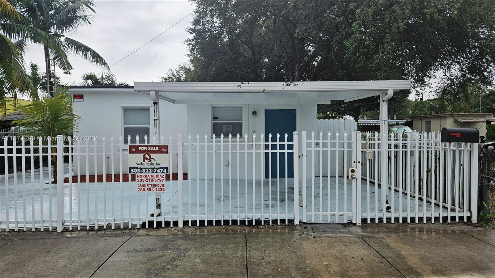 1720 NW 93rd Ter