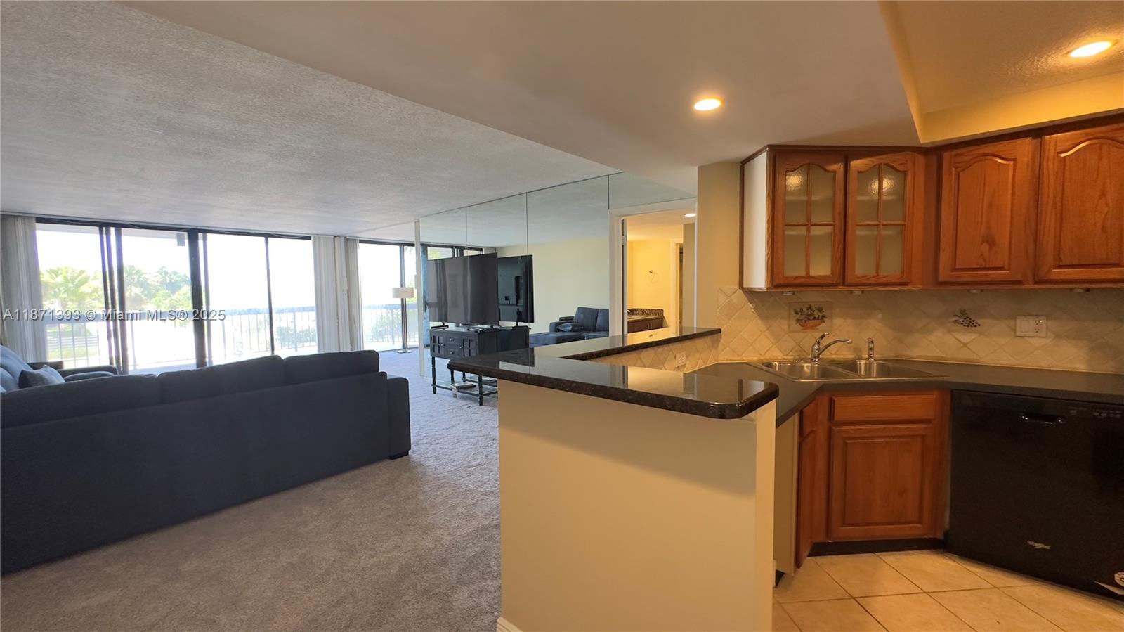 2425 Presidential Way #203