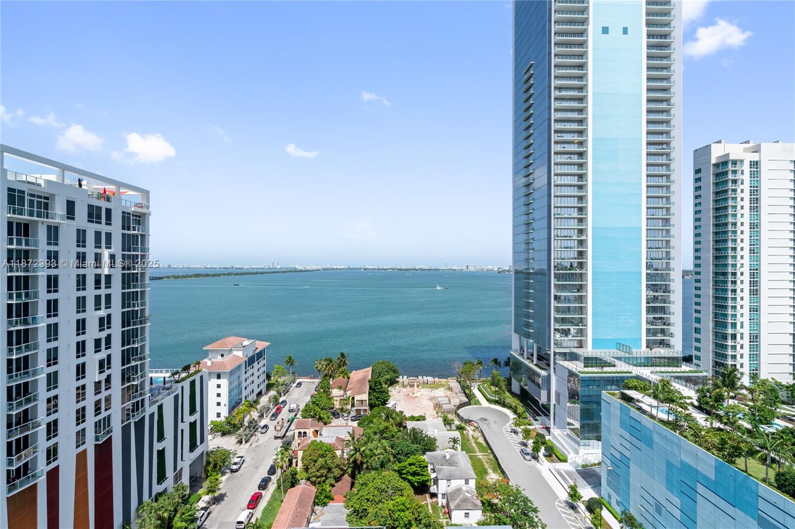 image Bay House Miami Condo17