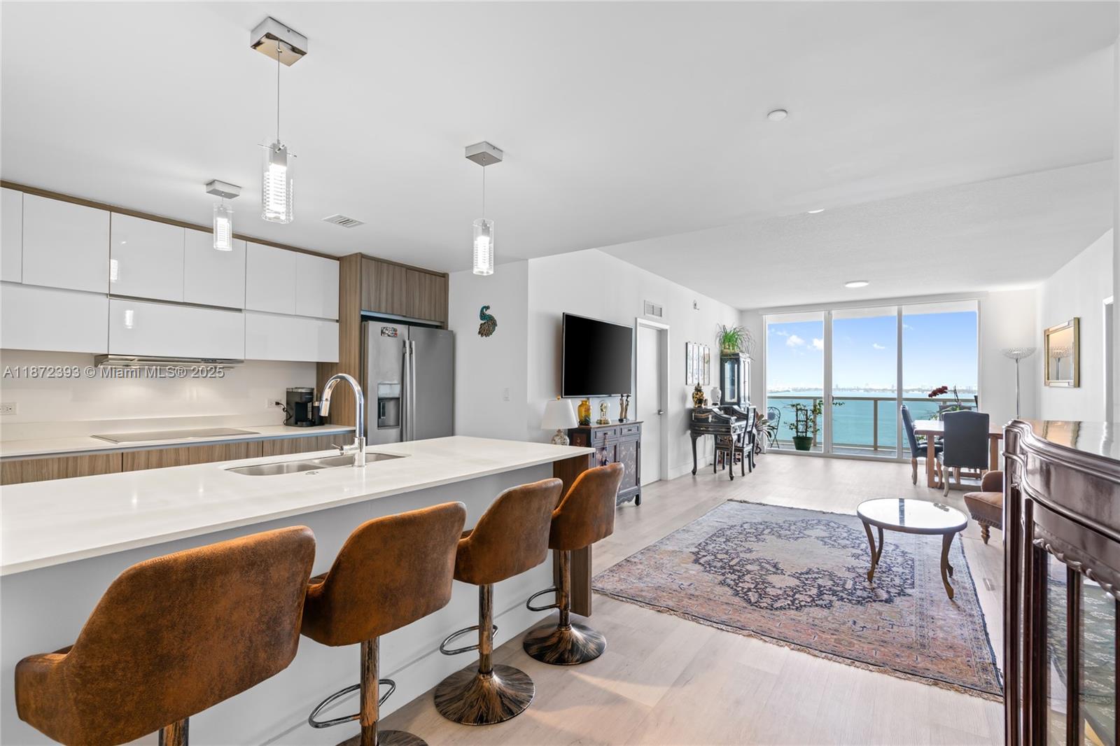 image Bay House Miami Condo1