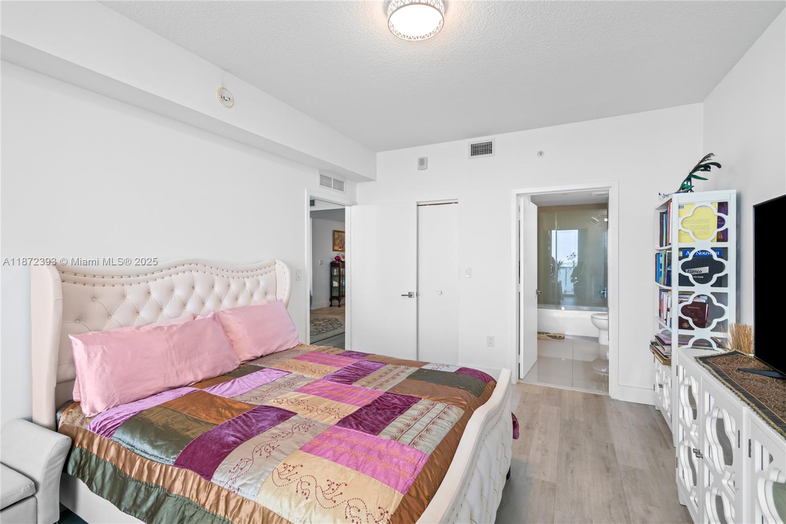 image Bay House Miami Condo32