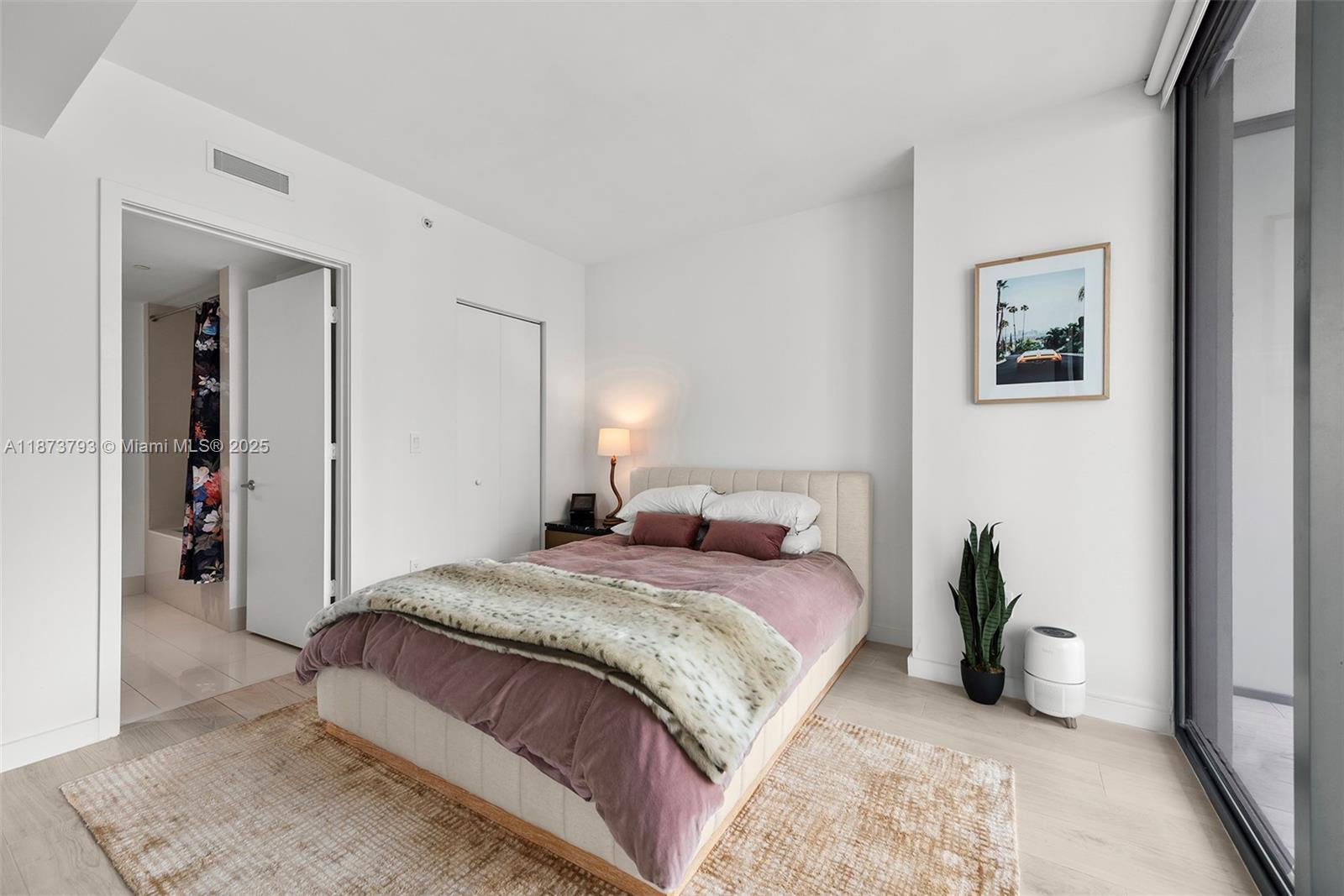 image Dua Residences9