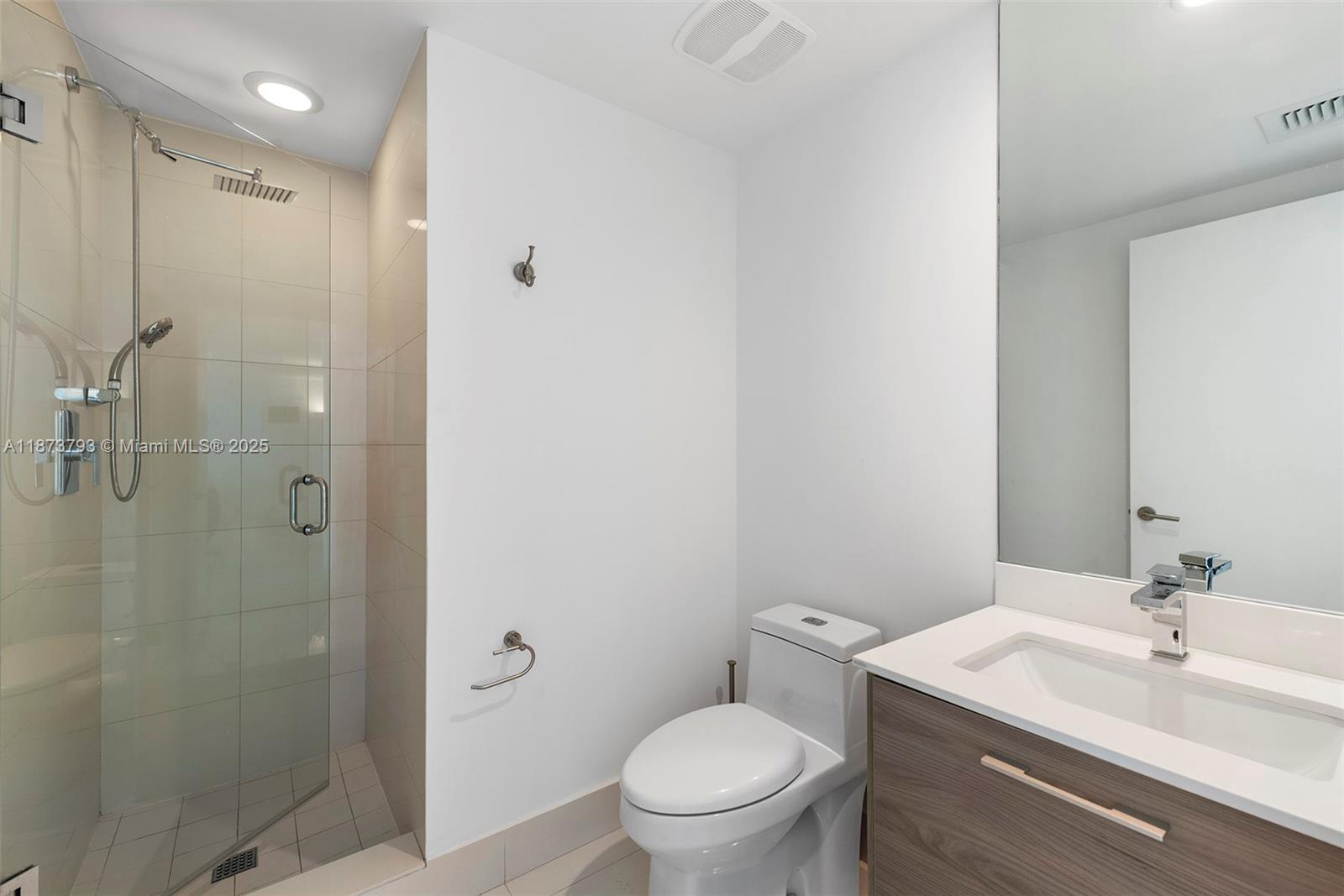 image Dua Residences17