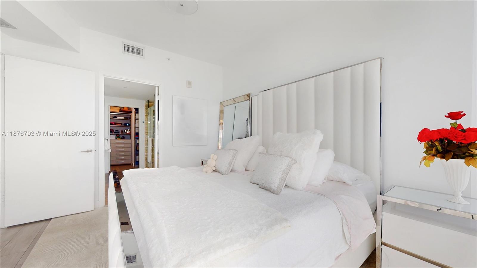 image Biscayne Beach Condo10