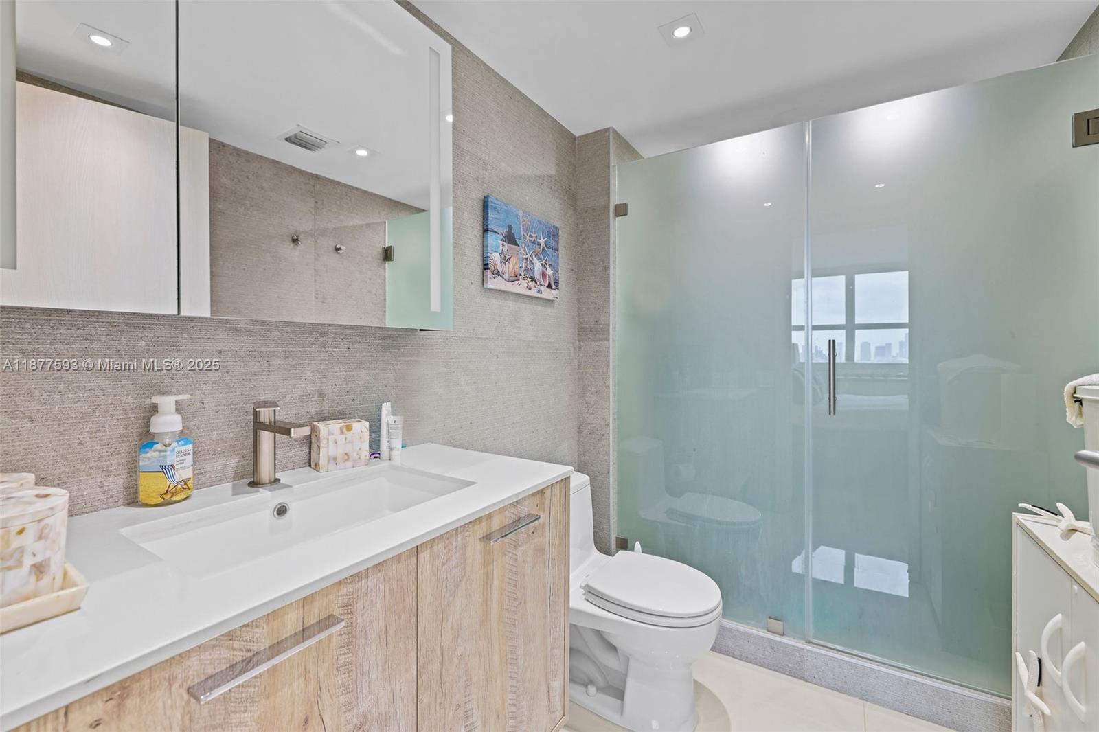 image The Floridian Condo17