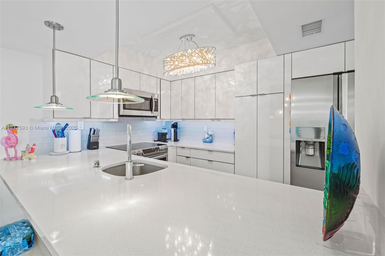 image The Floridian Condo8