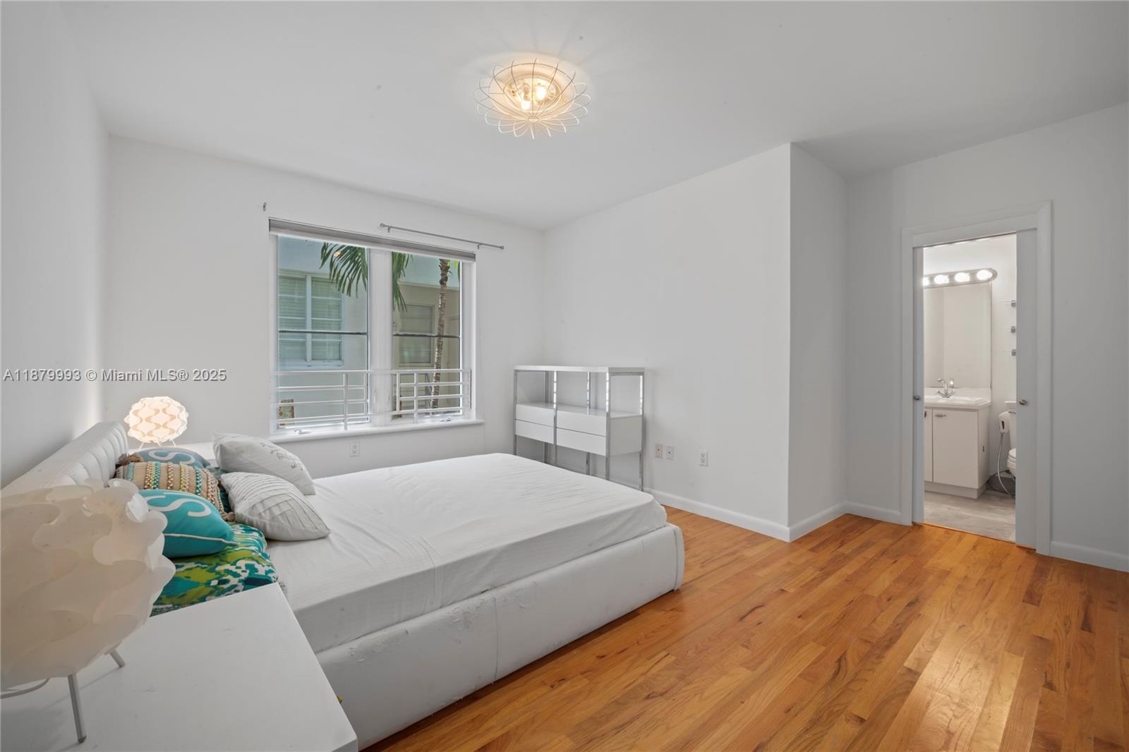 1018 Meridian Ave #5 Miami Beach, FL 33139