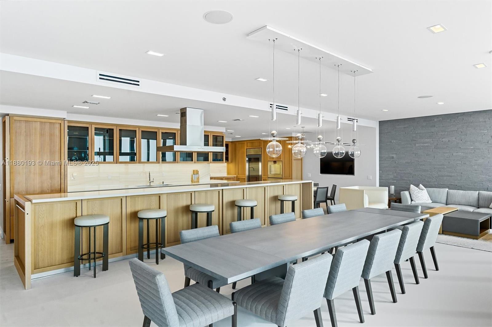 image The Residences At The Bat15
